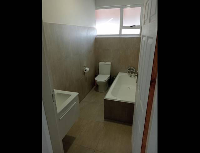 2 BEDROOM TOWNHOUSE FOR SALE IN SASOLBURG EXT 23